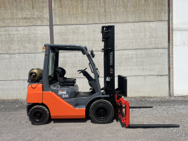 Toyota 02-8FGF25 heftruck 2,5 TON  op LPG (43)