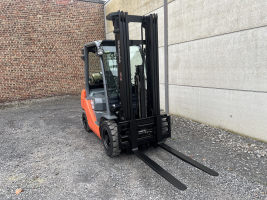 Toyota 02-8FGF25 heftruck 2.500 kg - triple (73)