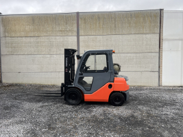 Toyota 02-8FGF25 heftruck 2.500 kg - triple (83)