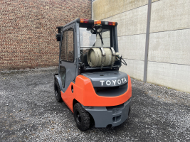 Toyota 02-8FGF25 heftruck 2.500 kg - triple (83)