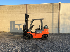 Toyota 42-7FGF25 heftruck 2,5 TON  op LPG (253)