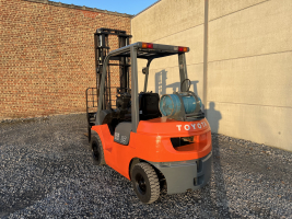 Toyota 42-7FGF25 heftruck 2,5 TON  op LPG (253)