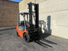 Toyota 42-7FGF25 heftruck 2.500 kg - duplex (83)